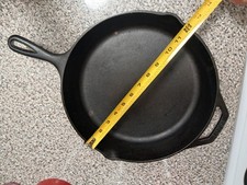 VINTAGE 3 Notch Lodge Cast Iron Skillet 10 SK 12