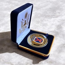 U.S. Army 10th Mountain Division Challenge Coin in Blue Velvet Case ·GREAT GIFT· picture