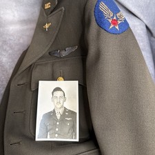 WWII USAAF PILOT CRASH SURVIVOR Uniform Marshall R Modery England AAF Wings picture