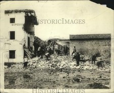 1918 Press Photo French Hospital in Battle Front Destroyed by German Artillery picture