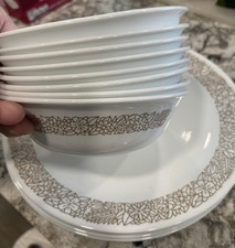 Vintage Corelle by Corningware Woodland Brown 8 Piece Dinner plates and Bowls picture