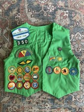 Vintage 1980s Girl Scouts Green vest with Embroidered Patches and Pin picture
