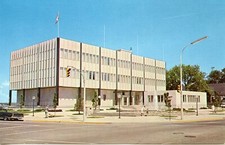 CPSM / CANADA // CITY HALL IN BEAUTIFUL SARNIA ONTARIO THE BLUEWALTER GATEWAY picture