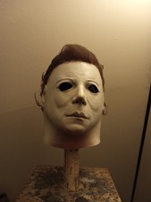 tots trick or treat studios halloween 1978 boogeyman michael myers mask  picture