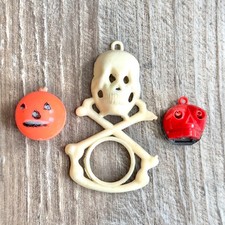 Vintage Halloween Skull & Cross Bones Plastic Jack O Lantern Pumpkin picture