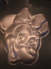 Vintage RARE Wilton Cake Pan Disney Minnie Mouse 515-809 Retired Great Condition picture