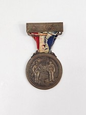 Antique 1919 WWI Patriotism & Loyalty Service Medal - Hutchinson Minnesota picture
