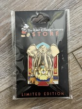 Disney D23 Expo 2026 DEC TWDC Royal Chambers Aladdin Sultan Throne Room Pin picture
