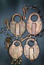 Lot of 4 Vintage Heart Padlocks Fraim EC Co Climax 1945 1956 Keys Chains 0002 picture