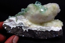 STUNNING GREEN APOPHLYLITE CUBES ON MATRIX MINERALS SPECIMENS picture