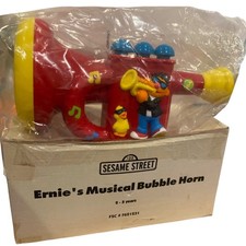 Vintage 2000 MATTEL Sesame Street Ernie Musical Bubble Horn Trumpet New 🎺 picture