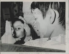 1969 Press Photo A child looking into a mirror - lra48880 picture