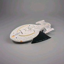 Johnny Lightning Legends of Star Trek Series 4 - #6 U.S.S. Voyager NCC-74656 picture