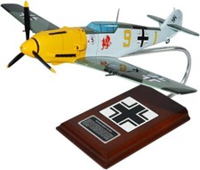 Germany Luftwaffe Messerschmitt ME-109 Desk Display 1/24 WWII Model SC Airplane picture