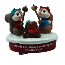 Hallmark Ornament: 1995 Friends Share Fun | QLX7349 picture