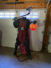 Home Accents 7.5 ft Halloween Animated LED Headless Horseman retired prop picture