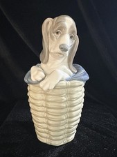 Lladro 1128 Dog in the Basket Basset Hound Puppy Glossy Porcelain Retired Spain picture