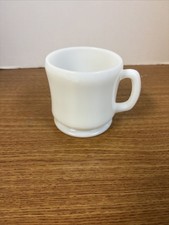 Hazel Atlas Vintage White Milk Glass Footed Shaving Mug 1940’s picture