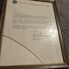 Vintage Presidential Sports Award Signed By Arnold Schwarzenegger  picture