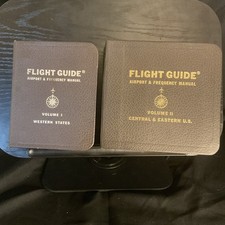 Vtg FLIGHT GUIDE Airport and Frequency Manual 1964 Vol 1 & 2 West, East & Centr. picture