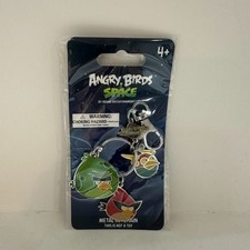 Angry Birds Space Metal Keychain 3 Charms Rovio Commonwealth NEW Sealed picture