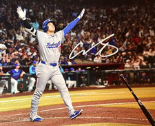 Shohei Ohtani Signed 8x10