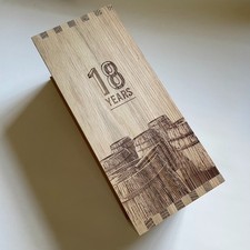 Jameson 18 Years Irish Whiskey Empty Wooden Presentation Box Only 750ml picture
