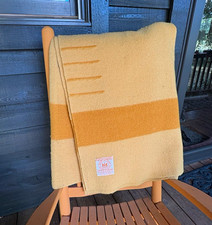 VINTAGE Hudson’s Bay Company 4 Point Blanket Wool 72x90. Yellow/Gold  picture