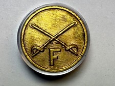 WWI, F TROOP, CAVALRY, COLLAR DISK, TYPE 1, ENLISTED, U.S. ARMY picture