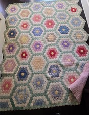VTG Quilt 1930s Grandmother's Flower Garden Hexagon Hand Pieced & Stitched picture