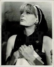 1967 Press Photo Greek Actress Melina Mercouri with Protest Letter, New York picture