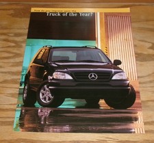 Original 1999 Mercedes Benz ML430 Deluxe Sales Brochure Folder 99 picture