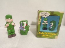 Beetle Bailey w his Backpack Salt & Pepper Shakers by Enesco   Mint in Box picture