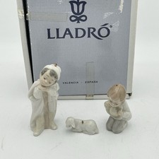 LLADRO Mini Pastorcitos  Porcelain Holy Shepherds Ornament Figurines Lamb #5809 picture