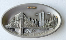 VINTAGE RARE HTF EMPIRE SOUVENIRS 3D NEW YORK CITY TWIN TOWERS PEWTER PLAQUE picture