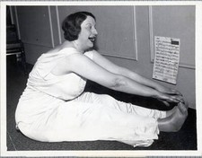 Hope Emerson Stretches While Singing 1933 Photo Chicago, Illinois- Singing as picture