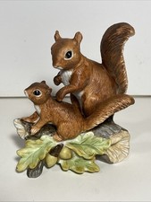 Mom & Baby Squirrel On Log W/Leaves-Porcelain Collector Figurine Homco 1457 picture