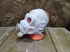 Vintage Soviet Russian USSR Military PMG Gas Mask EO-18 Nerekhta, Size 3 picture