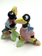 Vintage 1950s PY 4756 Anthropomorphic Magpie salt and pepper shakers picture