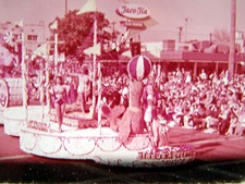 Vtg Set Of 25 1959 Pasadena Tournament Of Roses Parade Color Slides Floats picture
