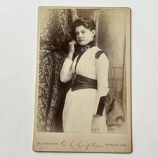 Antique Cabinet Card Photograph Very Beautiful Demure Young Woman Burlington IA picture