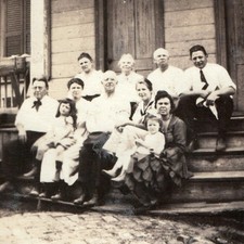 c1920s Porch Family Group Snapshot Photo Civil War Summit House Architecture 4