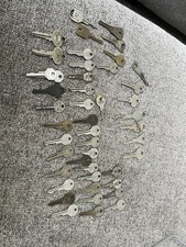 Vtg GM Chrysler Cadillac Key Lot 45pc Briggs Stratton Rochester Cut Blank picture