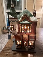 Department 56 Christmas in the City Jenny's Corner Book Shop Lighted Boxed 2000 picture