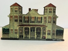 Vintage Grandview Hotel Painted Wood Shelf Sitter Signed Capt Harold 1980’s Art picture