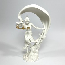 Franklin Mint Justice Porcelain Figurine by Stuart Mark Feldman 1987 Vintage picture