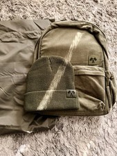 In N Out Burger Exclusive Gift Set Green Corduroy Backpack,Beanie And Carrier picture