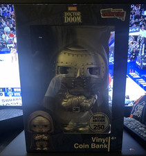 Marvel Doctor Doom Vinyl Coin Bank Special Edition NY Comic Con Run 250 picture