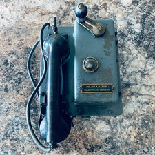 WWII British Royal Navy Naval Magneto Field Telephone MK XV AP13231A TMC London picture