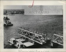 1949 Press Photo Connecticut River Drawbridge Floated on Barges - ney17399 picture